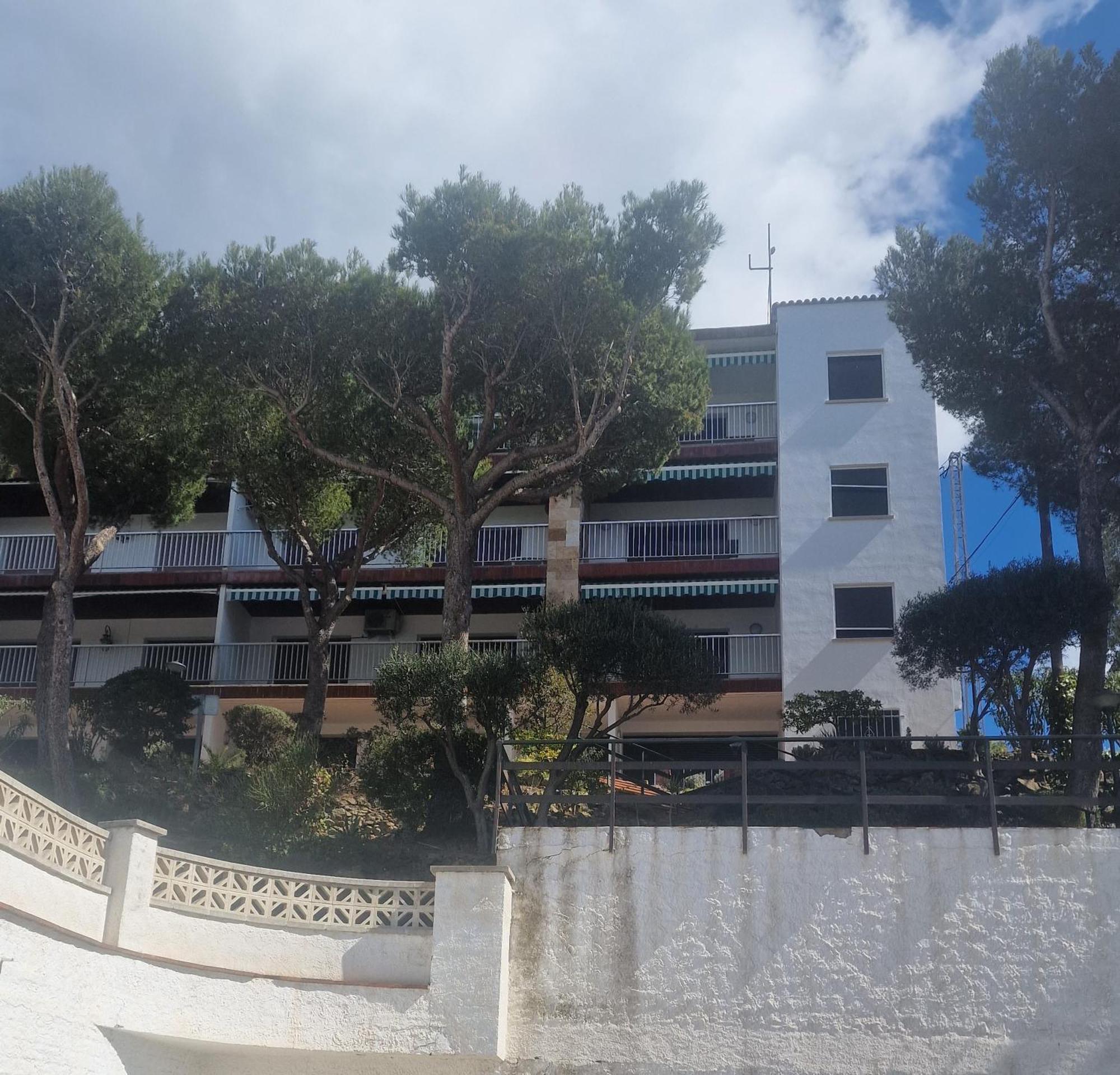 Bernie Apartment Roses Exterior foto